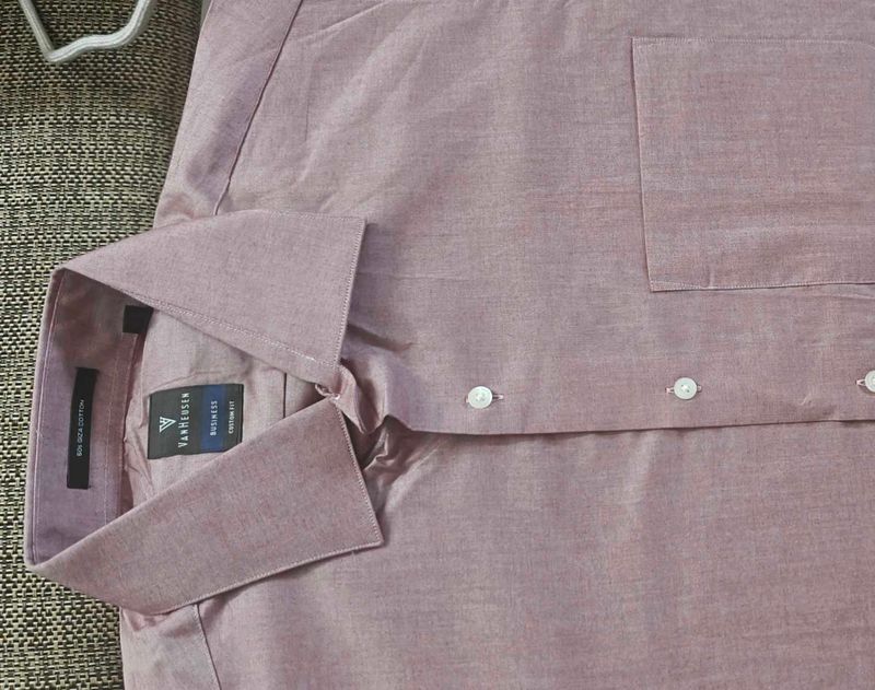 Van Heusen Men's Dress Shirt