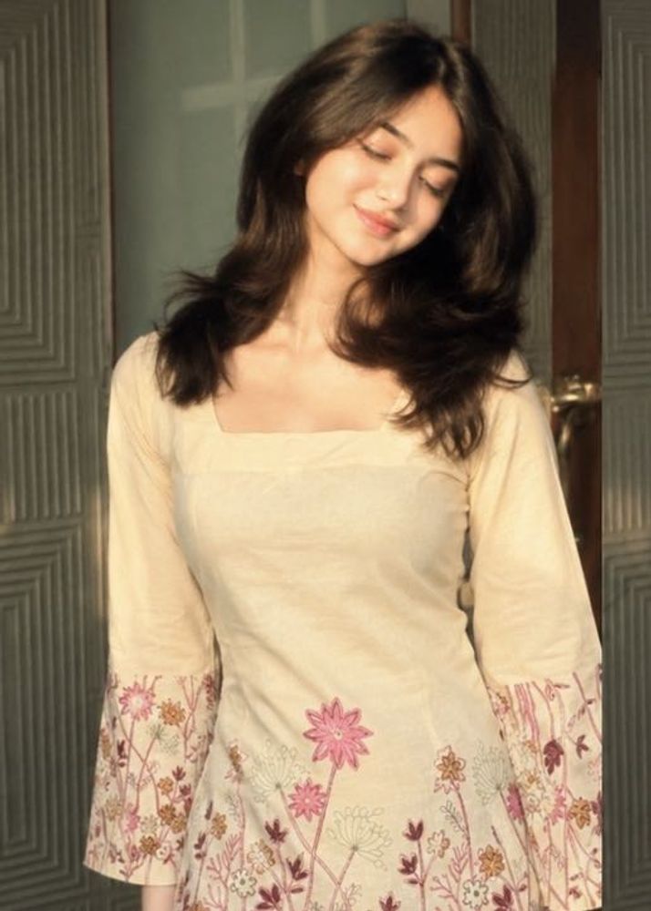 Floral Embroidered Kurta