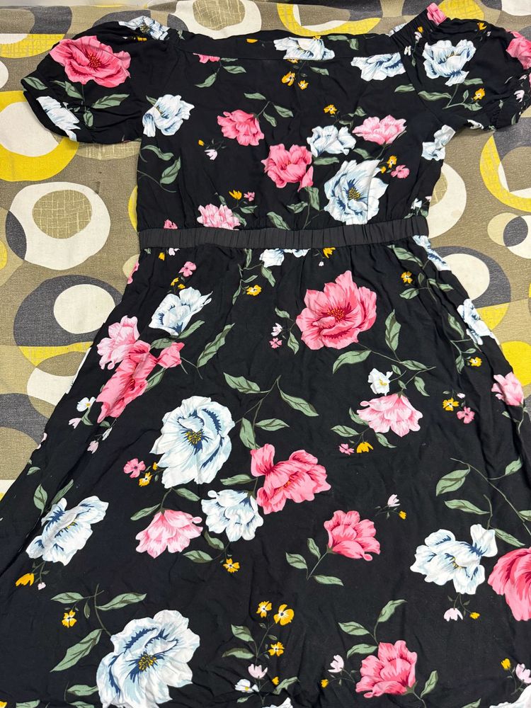 Black Floral Off-Shoulder Midi Dress