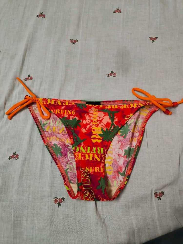 Vibrant Tropical Print Bikini Bottom