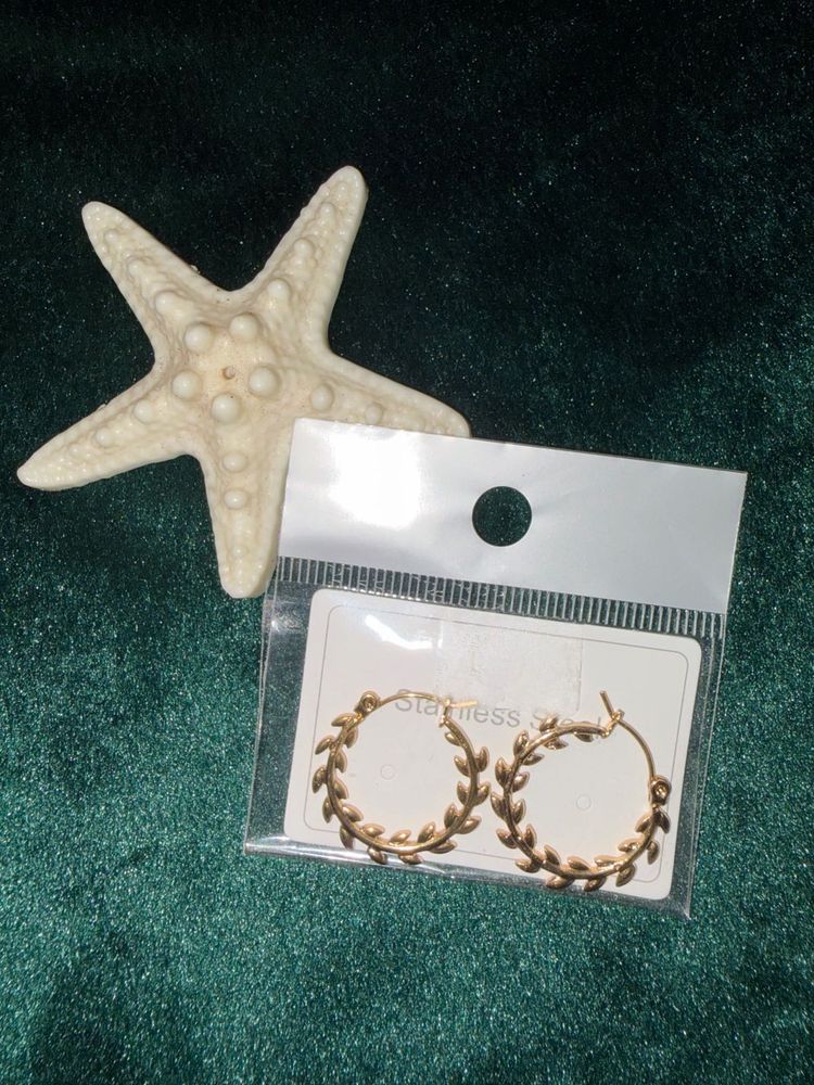 Anti tarnish vine style Hoop Earrings