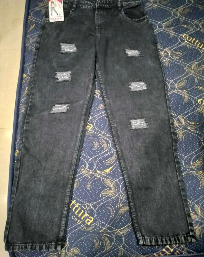 Stylish Ripped Black Jeans