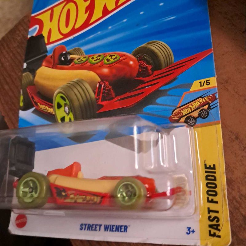 Hot Wheels Street Wiener