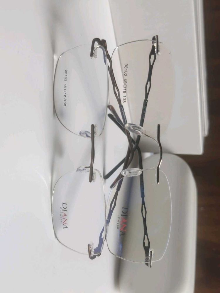 DIANA Eyewear Rimless Glasses