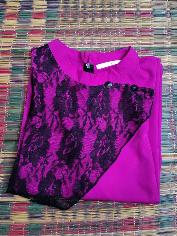 Vibrant Pink Kurta with Black Lace Detail