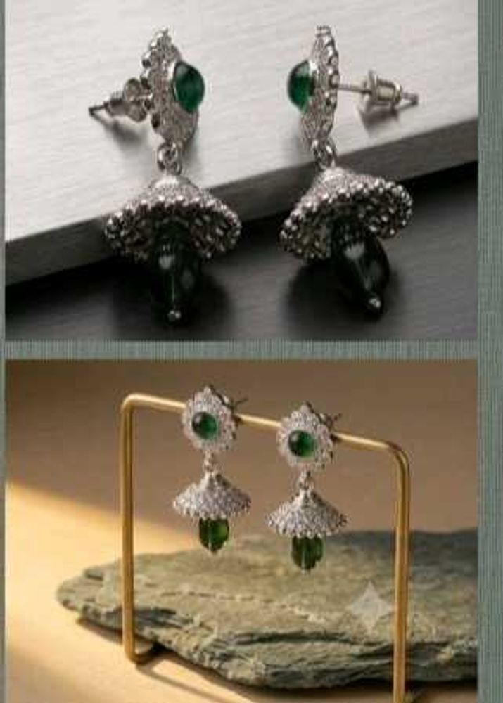 Exquisite Emerald &amp; Diamond Jhumka Earrings
