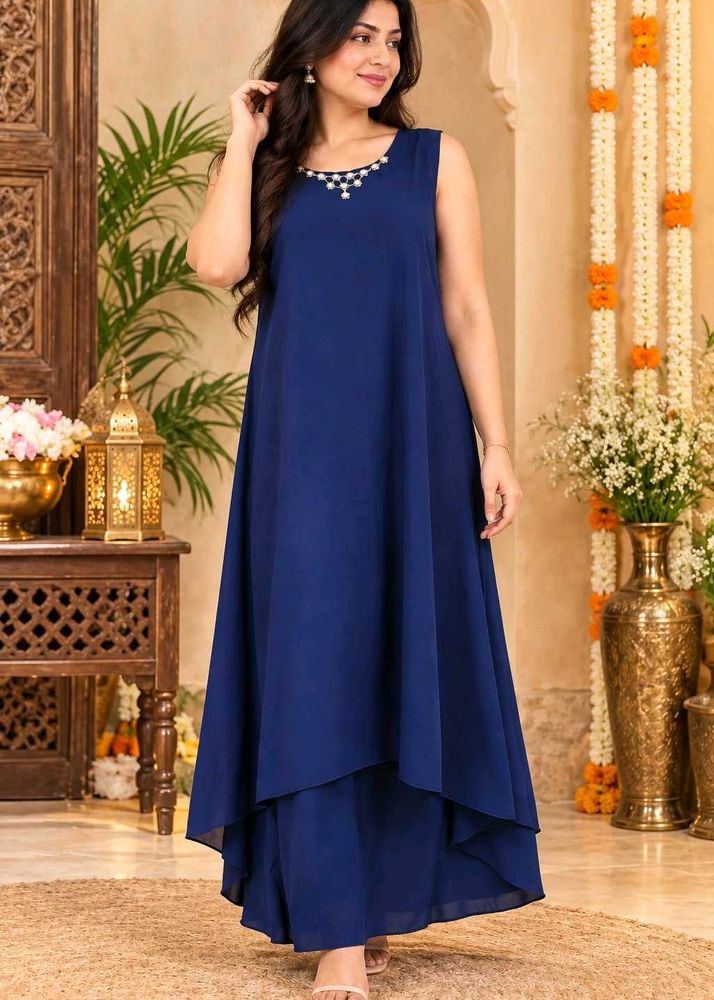 Elegant Navy Blue Layered Gown Size M-L