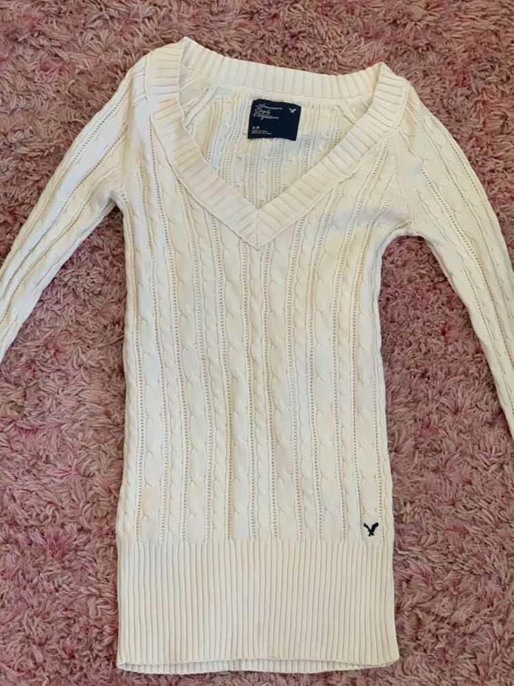 Cream Cable Knit V-Neck Sweater