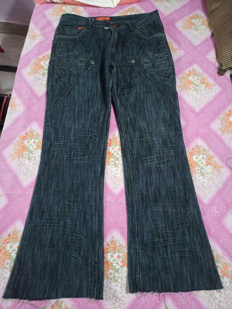Women's Flared Jeans with Embroidery