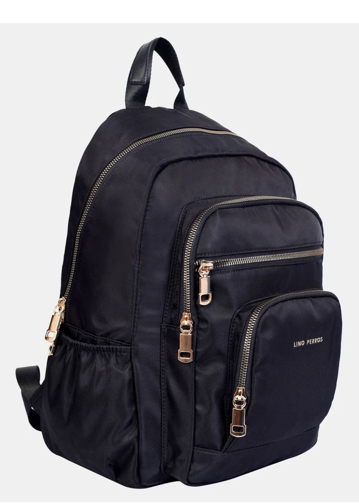 Lino Perros medium size black backpack