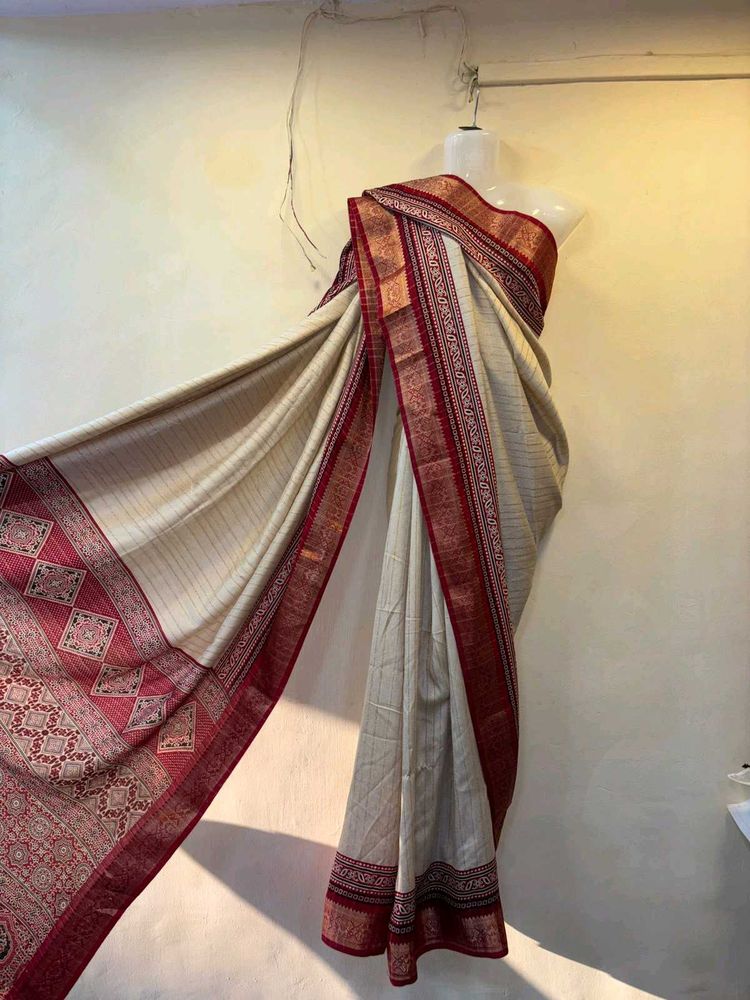 Elegant Cream &amp; Maroon Border Saree