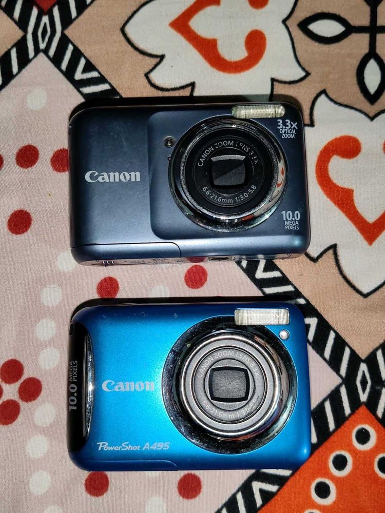 Canon Digital Cameras (Set of 2)