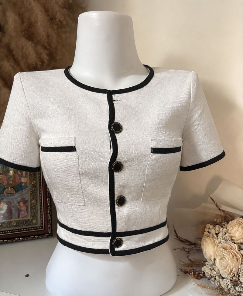 Chic korean White Cropped Jacket Top