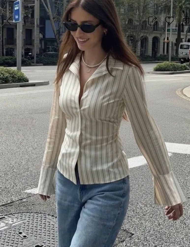 Slim fit striped shirt
