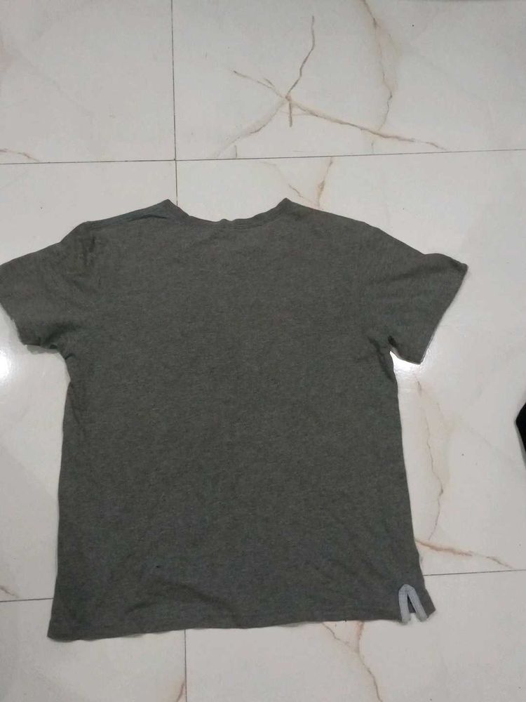 Men's Grey T-Shirt
