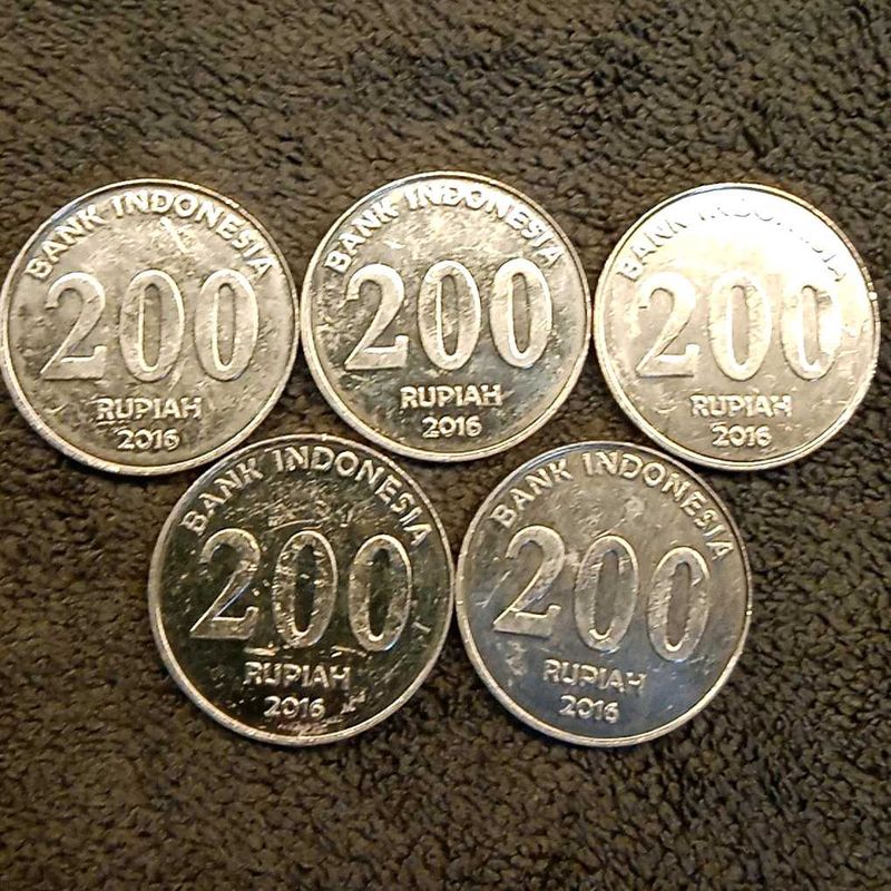 2016 UNC Condition Indonesian 200 Rupiah Coins