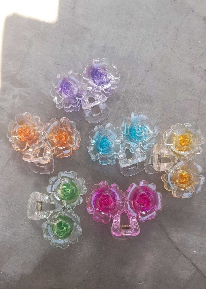 2 Cute Flower Hair Claw Clips