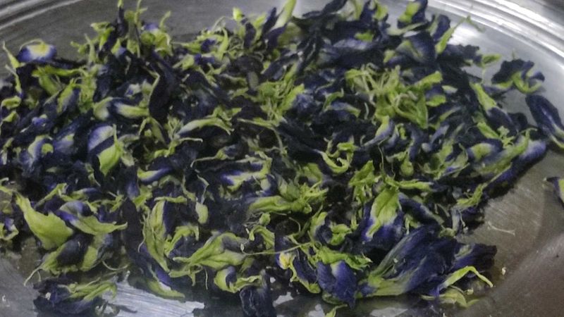 100 grams organicly Dried Butterfly Pea Flowers