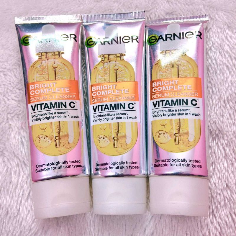 Combo Of 3 Garnier Vitamin C + Serum Face Wash | V