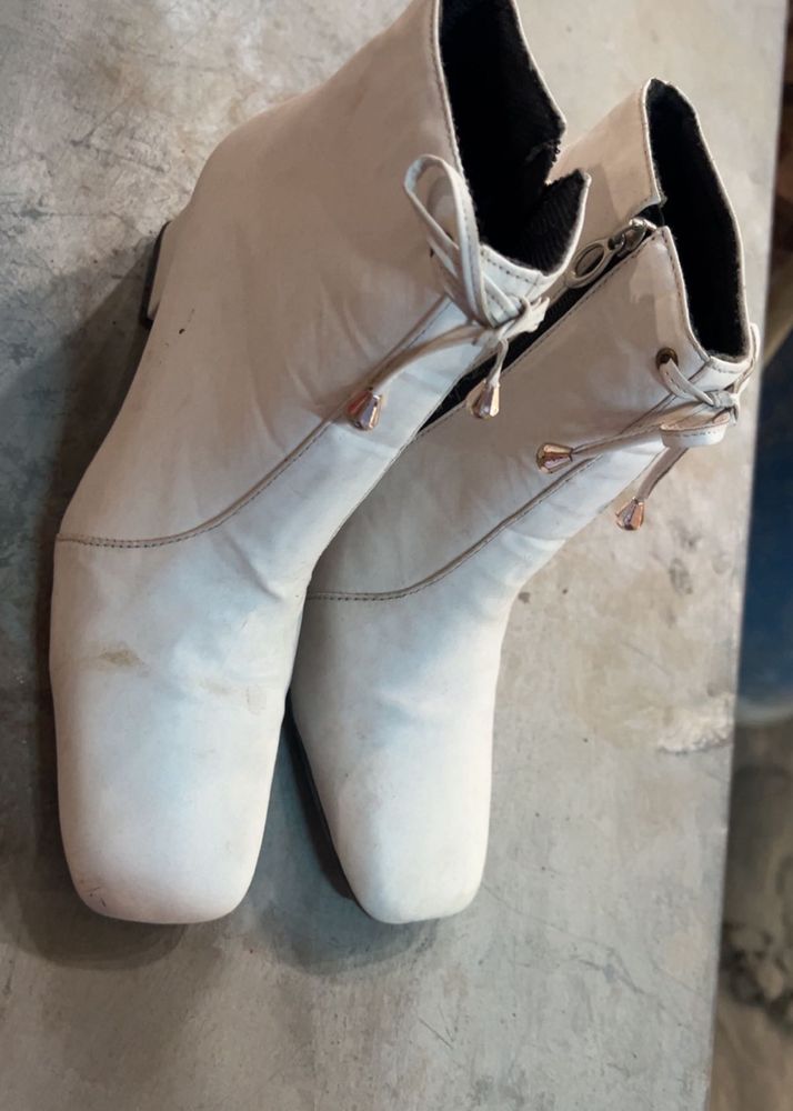 block heels boots