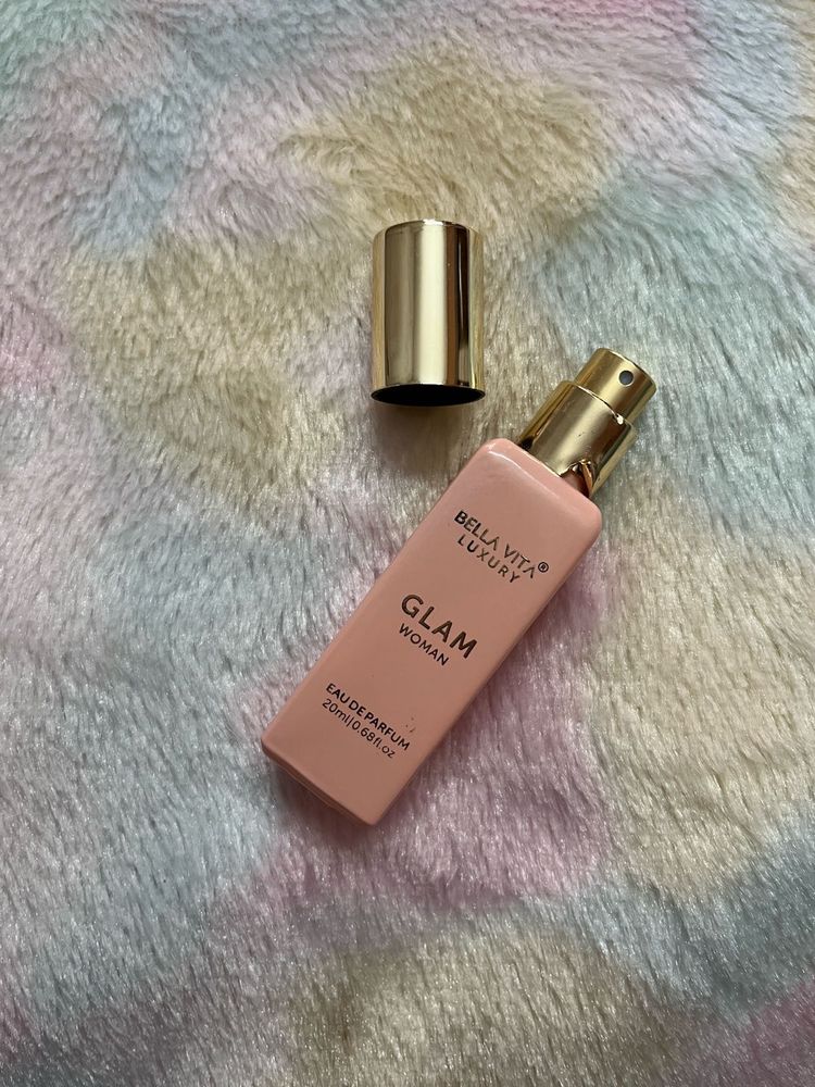 Bella Vita Luxury- Glam Woman