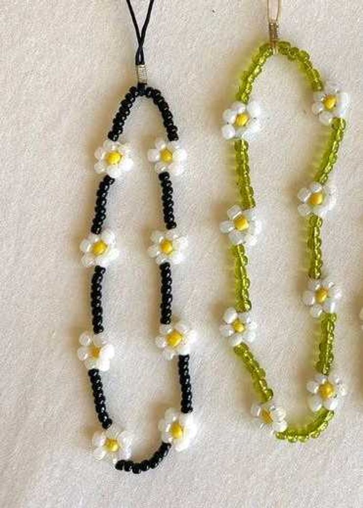 Daisy Beaded Phone Charm Strap💚