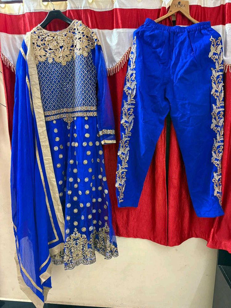 Blue Embroidered handwork gown set