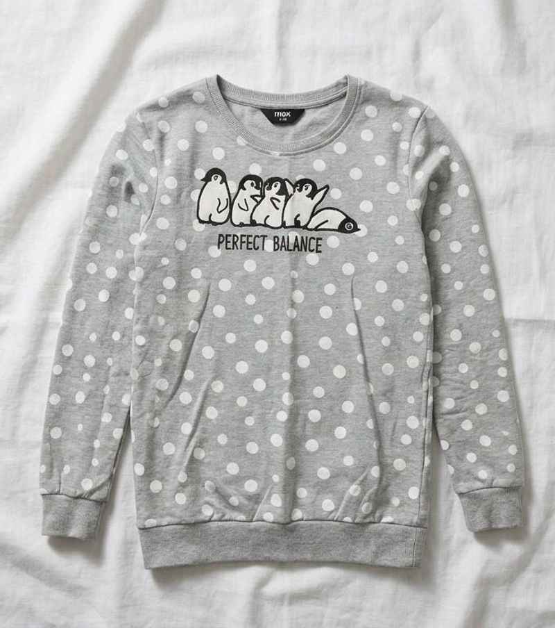 Cute Penguin Graphic Sweatshirt
