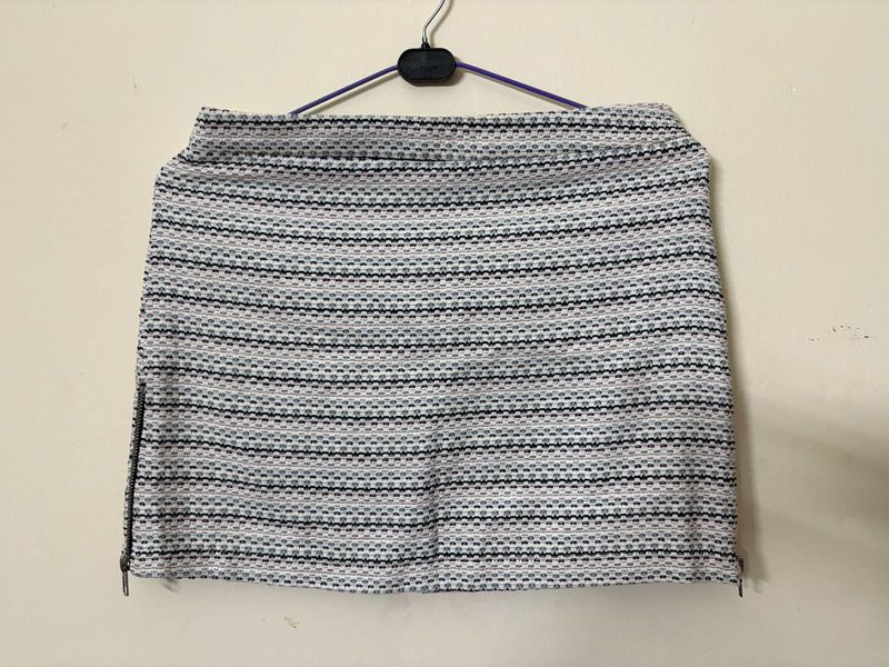 SALE: Mini Skirt