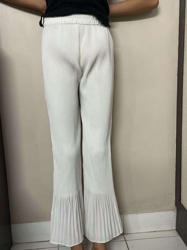 Elegant Pleated White Trousers