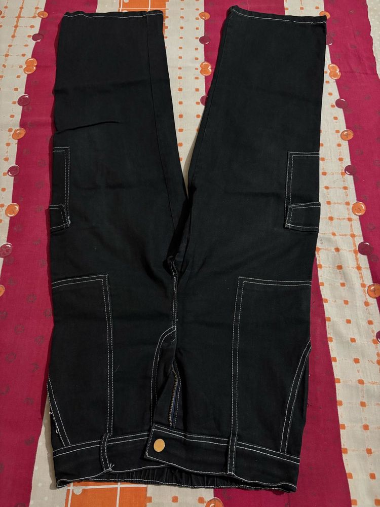 Women 6 Pocket Black Cargo Pants