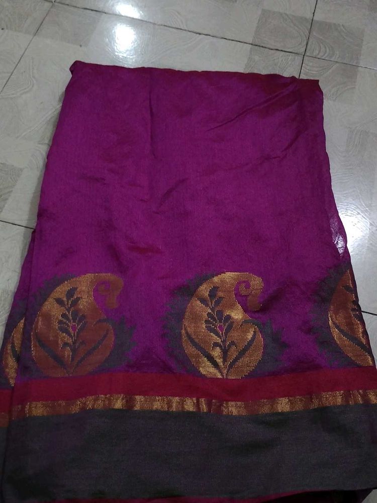 Elegant Purple Saree with Paisley Border