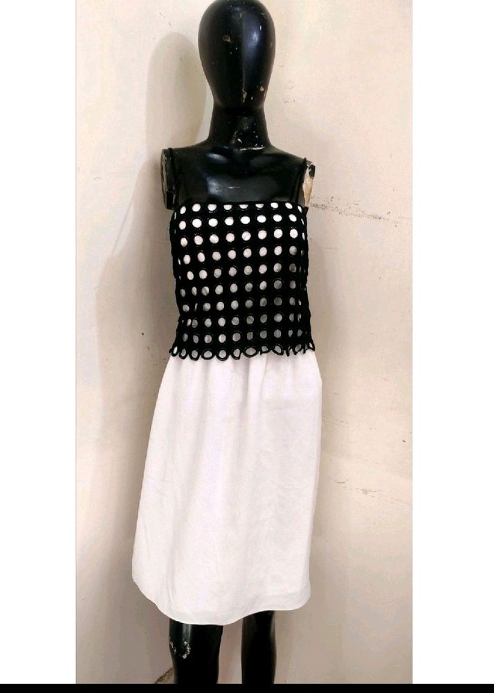 Black And White Dress For Girls Bust 36/ Length 38