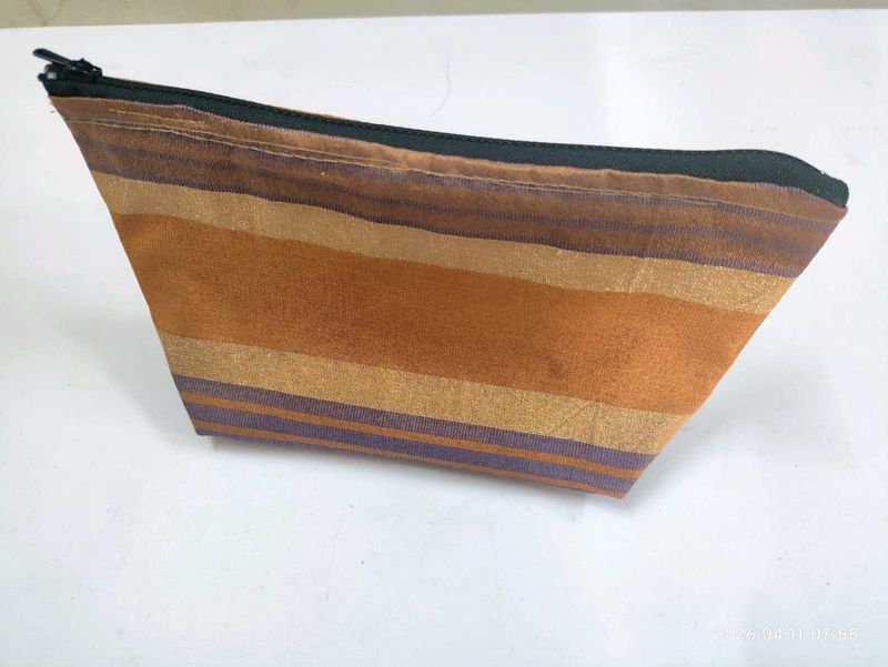 Zipper Pouch for Makeup/Stationary - Raw Silk Zari
