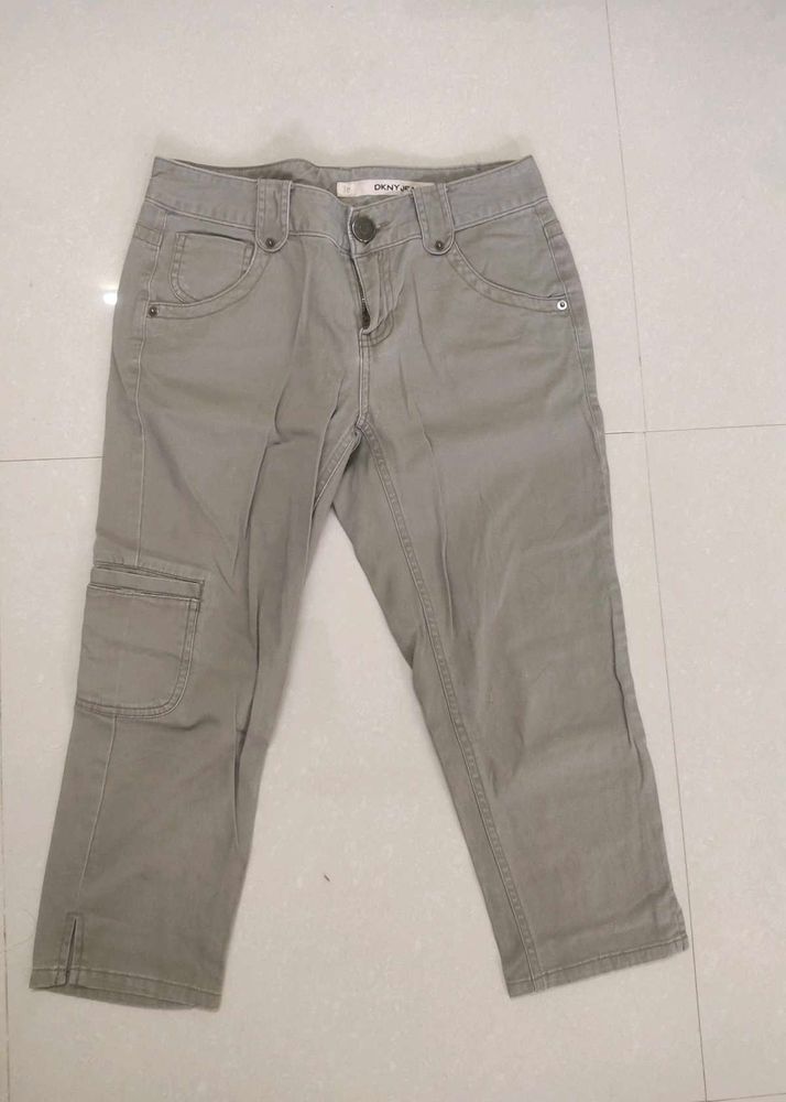Imported DKNY Cargo Capri