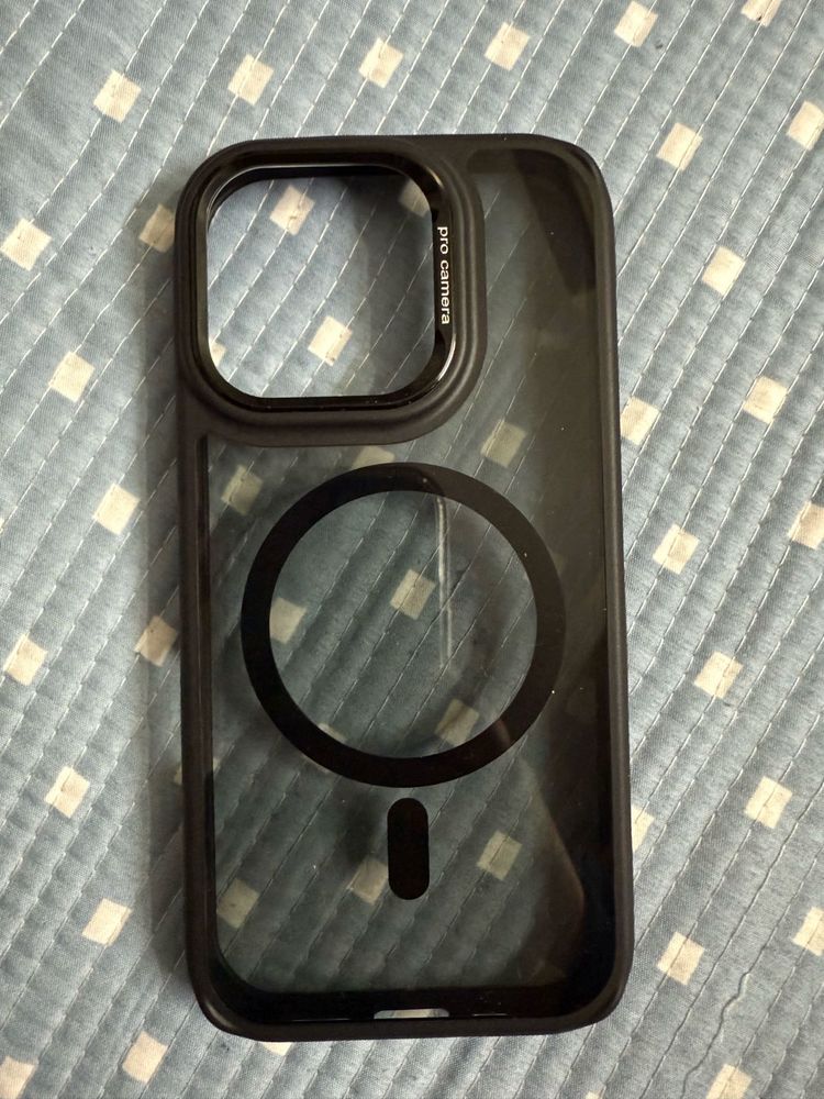 branded iphone 16pro cover