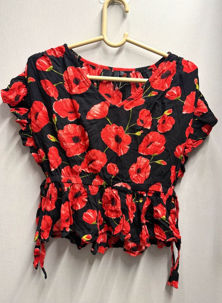 Chic Floral Print Peplum Top