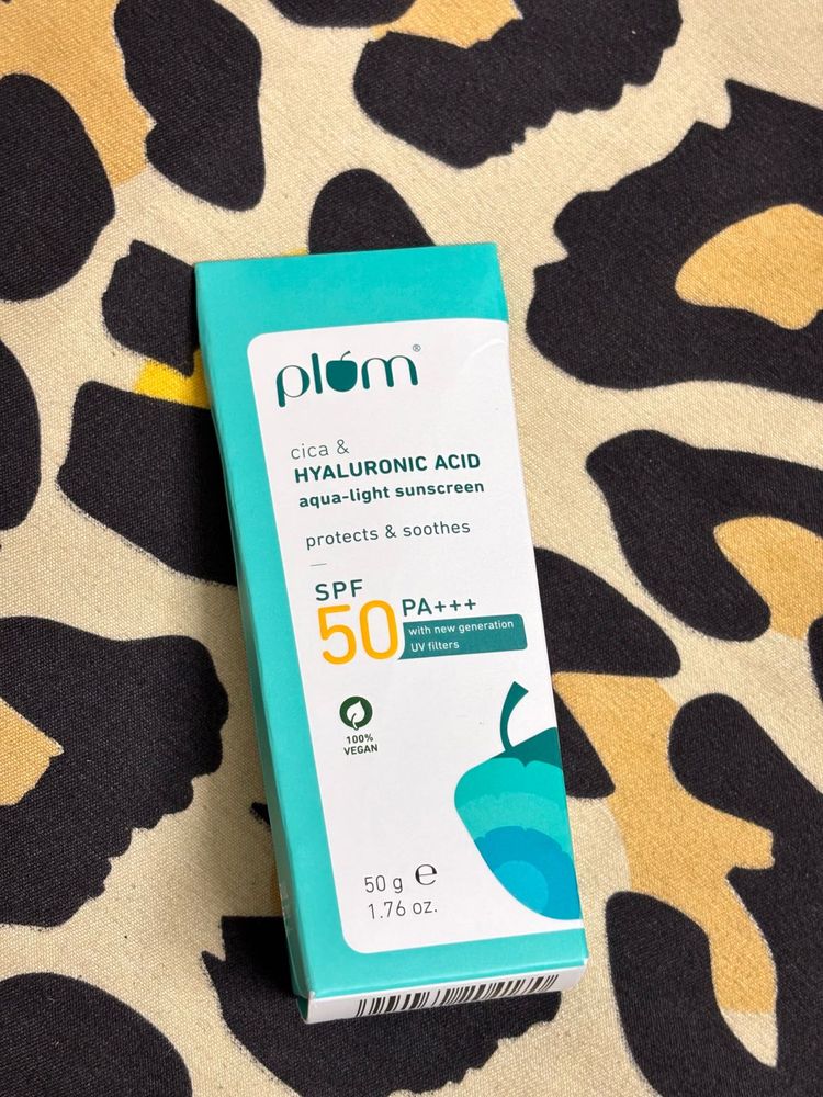 Plum Cica &amp; Hyaluronic Acid Sunscreen