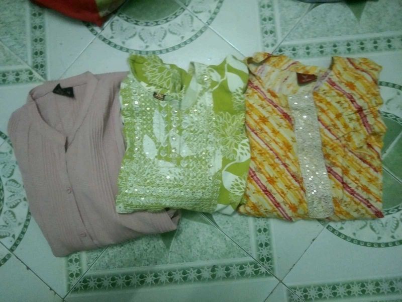 Embellished Kurta Set Bundle