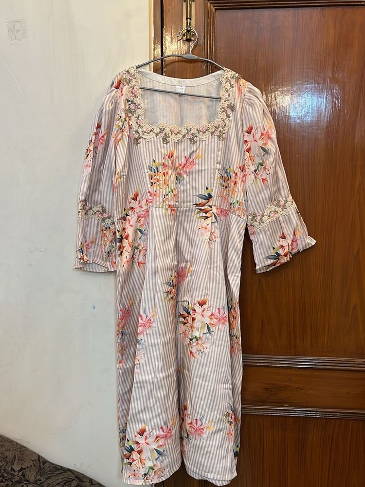 Elegant Floral Striped Dress