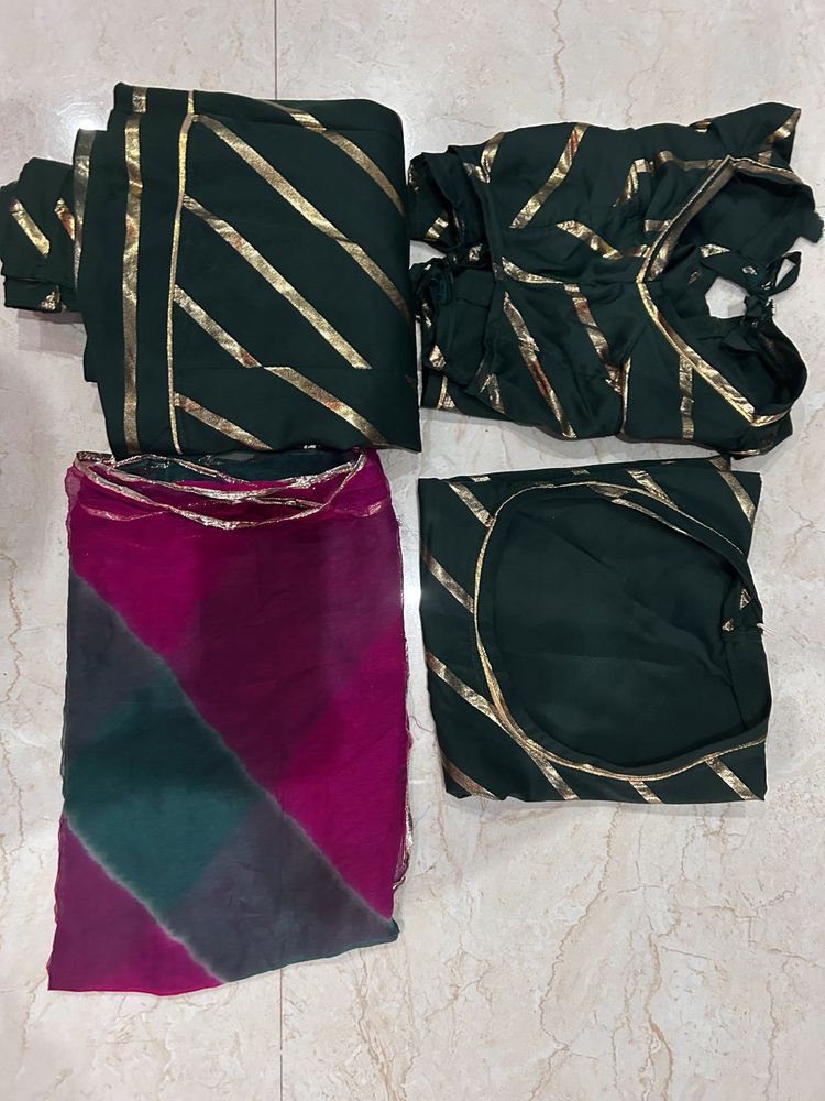 Rajputi Poshak