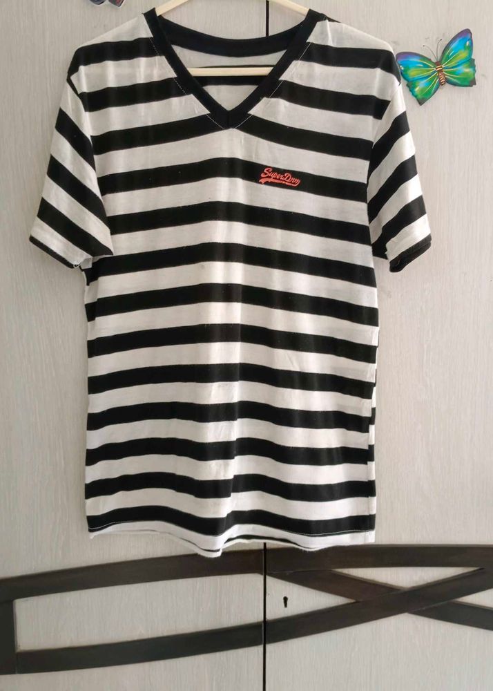 Superdry Striped V-Neck T-Shirt