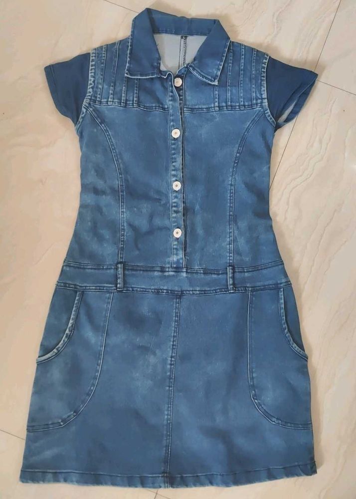 Denim Button-Up Short dress with pockets