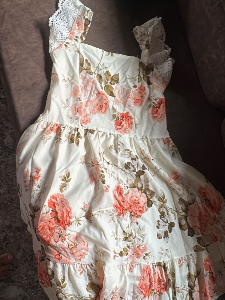 Floral Print Midi Dress with Lace Details