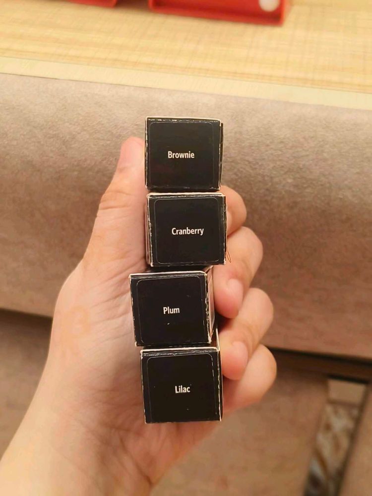 Bobbi Brown Lipstick