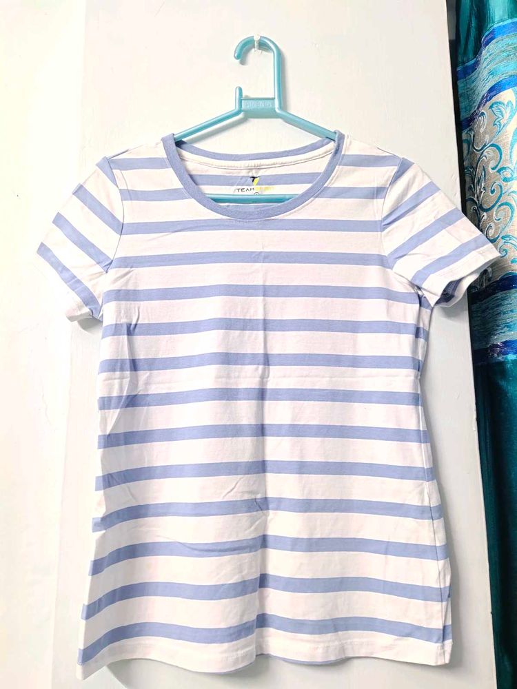 Striped Tee - Casual Comfort