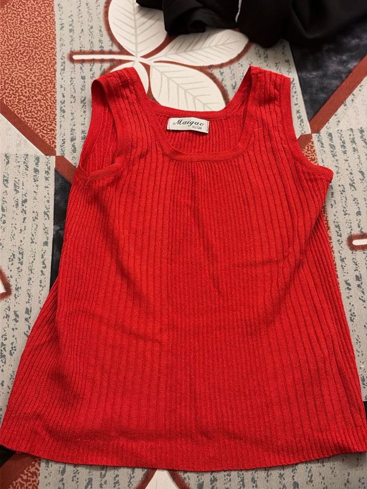 red tank top
