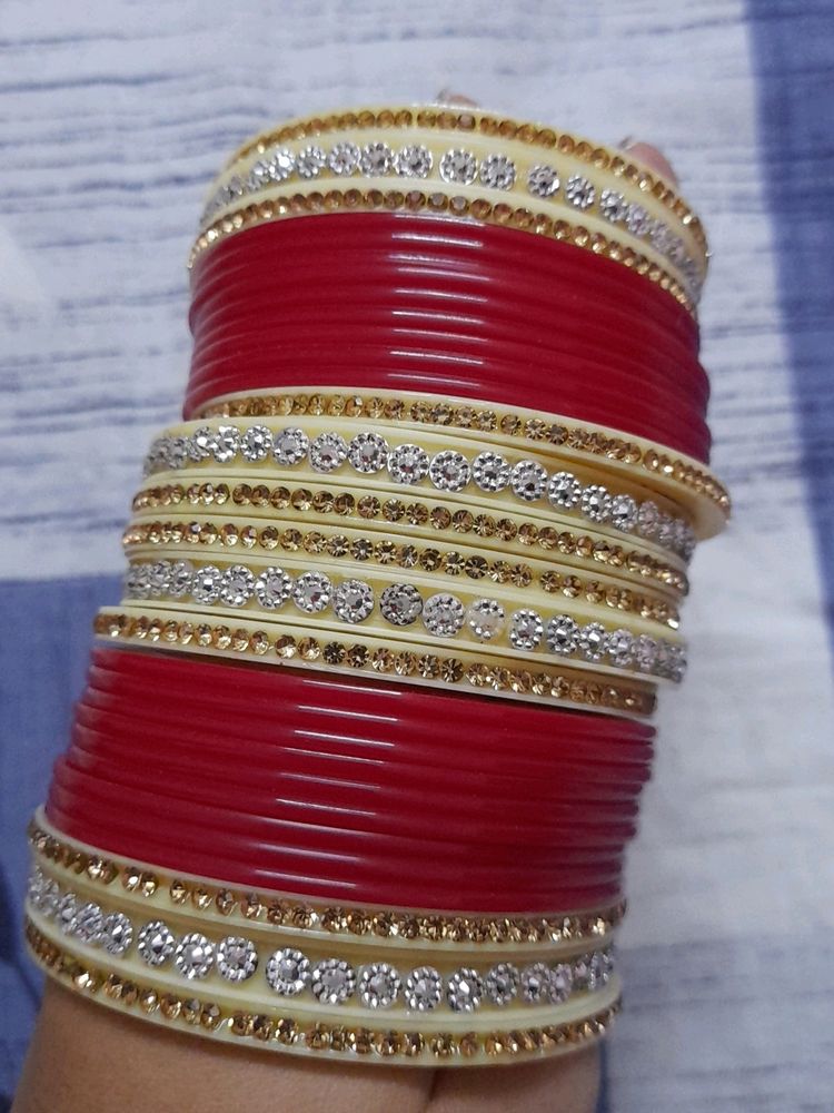 Red &amp; Cream Bridal Chura Set