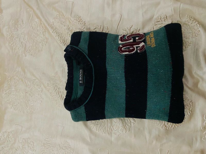 Green 95 sweatshirt, go for it
