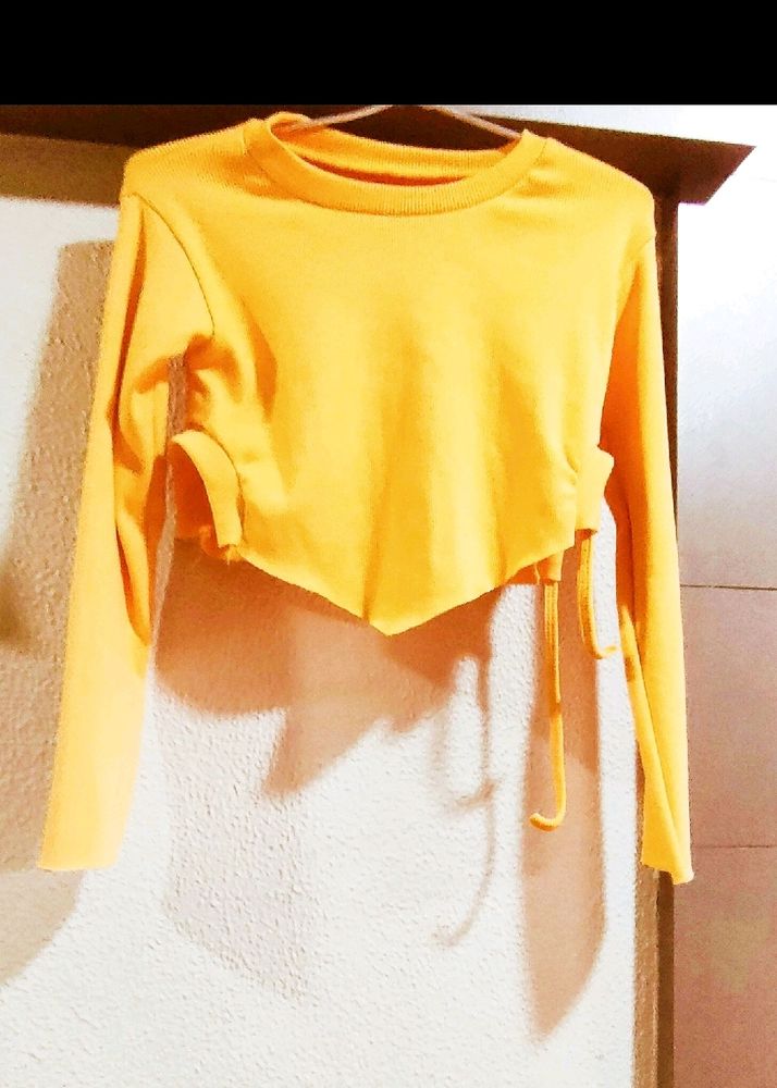 Ribbed Full Sleeves Crop Top